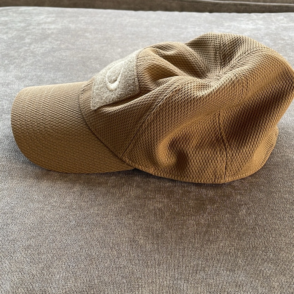 Oakley Hat (NWOT) - Picture 7 of 16